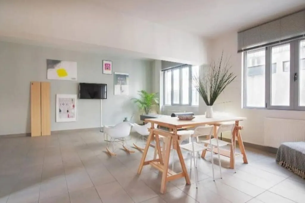Stylish Living By Acropolis-1